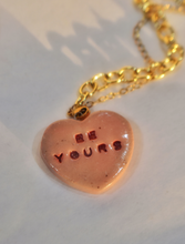 Cargar imagen en el visor de la galería, Candy Pocket - taza de colección