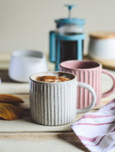 Cargar imagen en el visor de la galería, Taza Purpi Latte