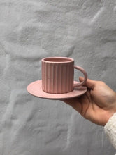 Cargar imagen en el visor de la galería, Taza Purpi Espresso + Platito